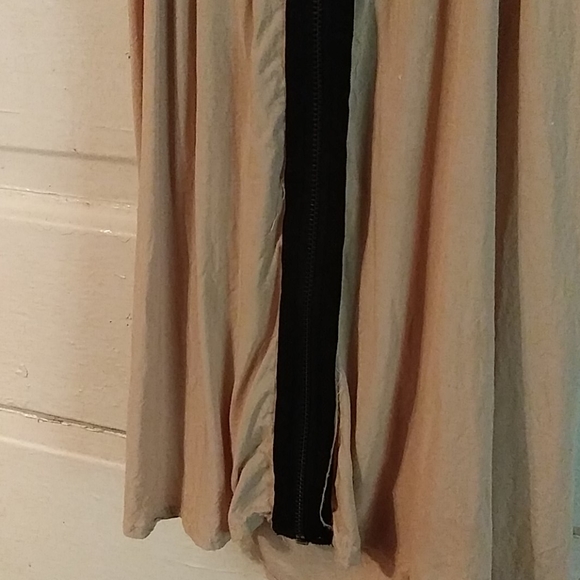 Top - Picture 4 of 4